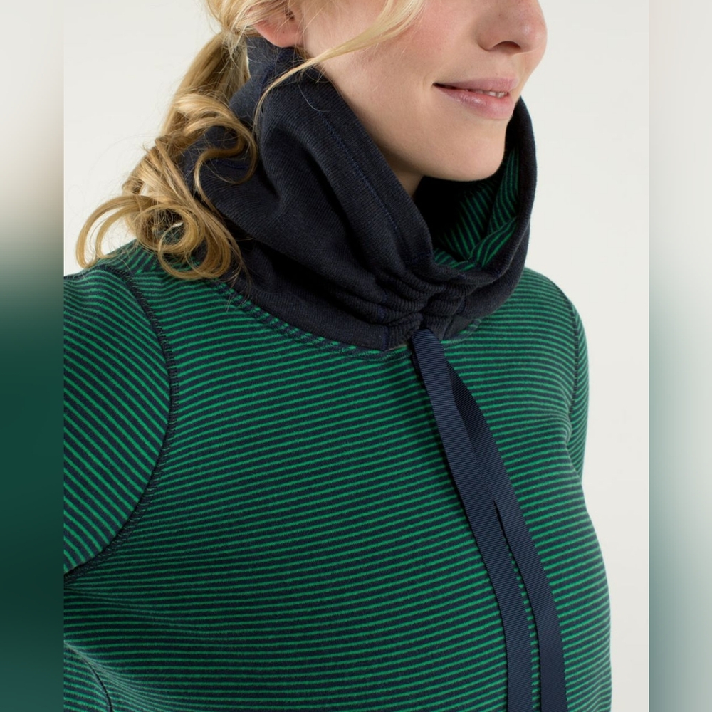 Euc Lululemon Avenue Pullover - image 3